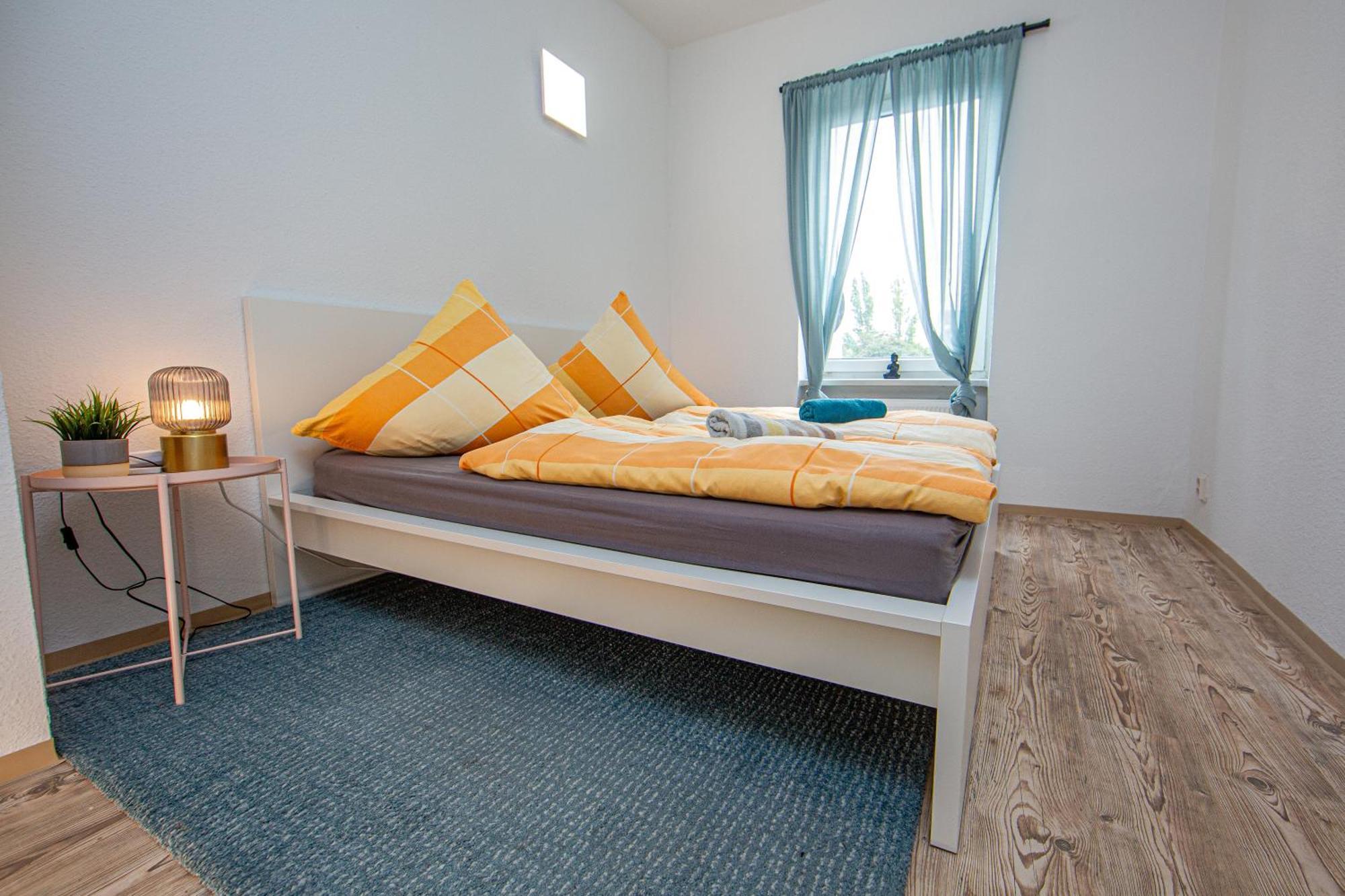 Grossraum-Apartments Mit 2Sz, Wz, Kueche, Smart-Tv, Parken, Etc Ерфурт Екстер'єр фото