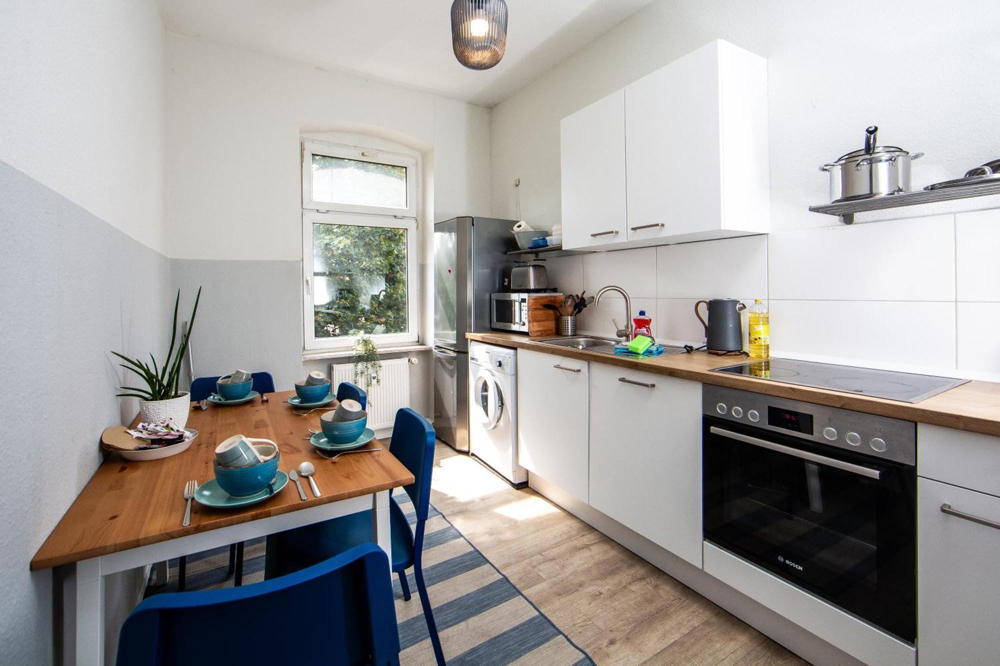 Grossraum-Apartments Mit 2Sz, Wz, Kueche, Smart-Tv, Parken, Etc Ерфурт Екстер'єр фото