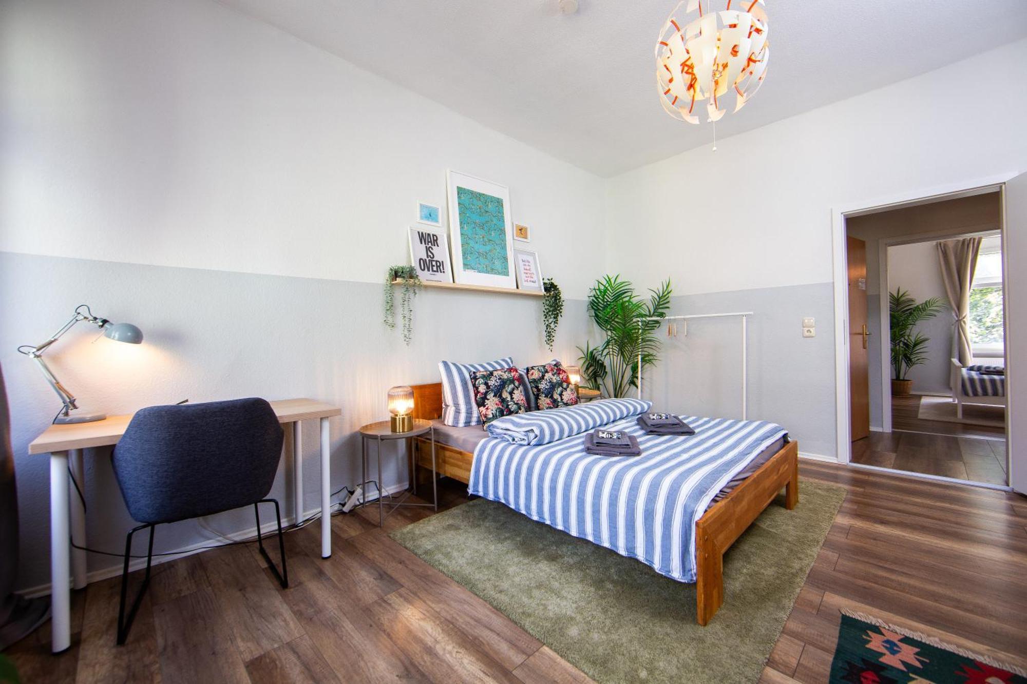 Grossraum-Apartments Mit 2Sz, Wz, Kueche, Smart-Tv, Parken, Etc Ерфурт Номер фото